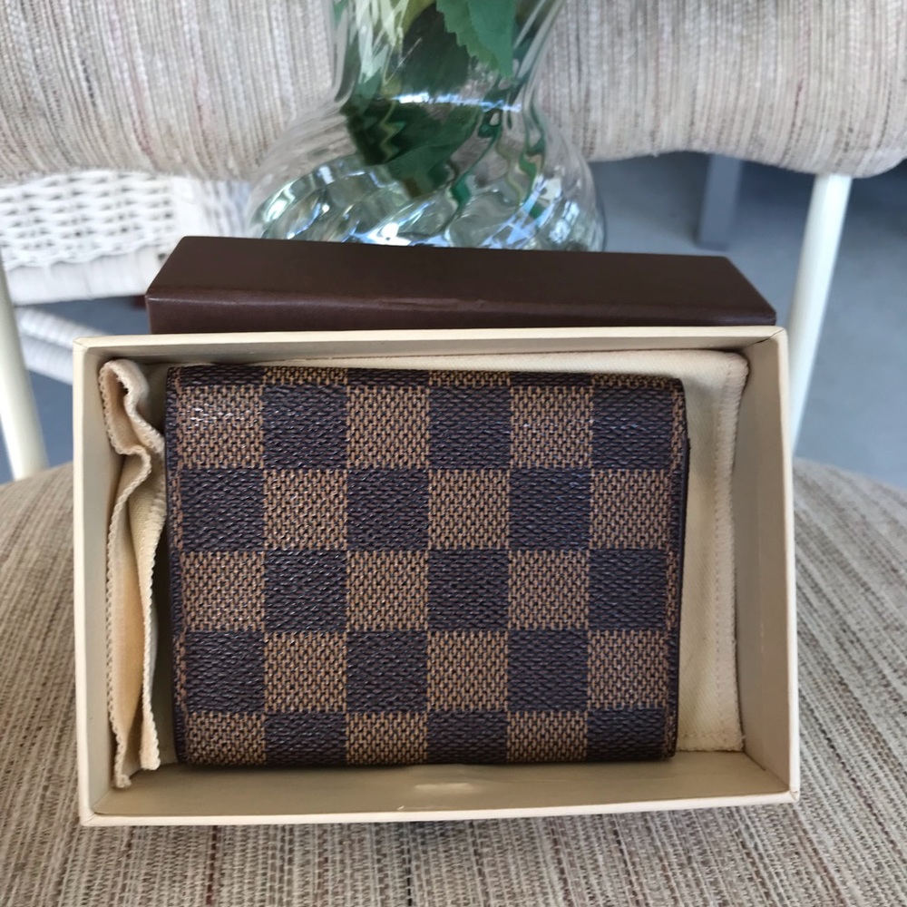 💛SOLD💛❤❤ouis vuitto card holder - Picture 2 of 8